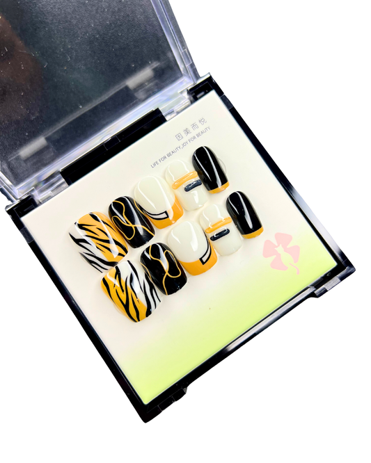 Urban Tiger Stripe 🐅🖤🔥 - 24 Pcs of Press On Nails
