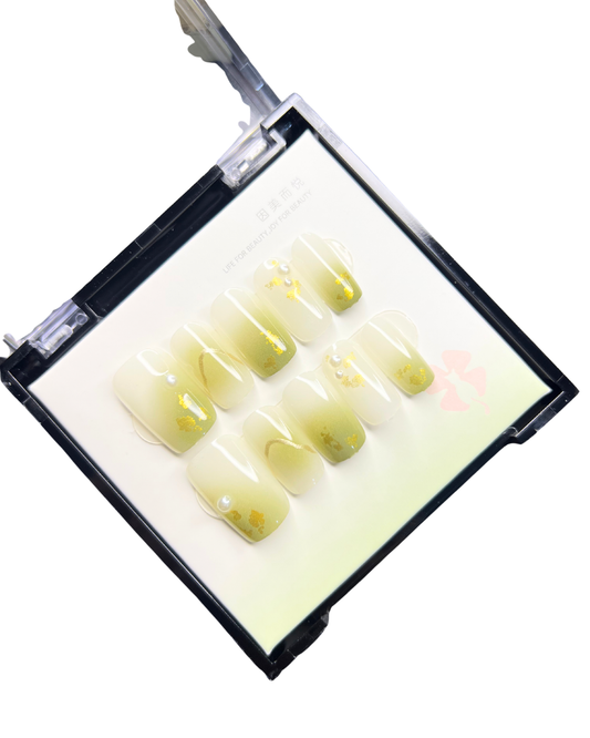 Matcha Gold Goddess 🍵✨🍃 - 24 Pcs of Press On Nails