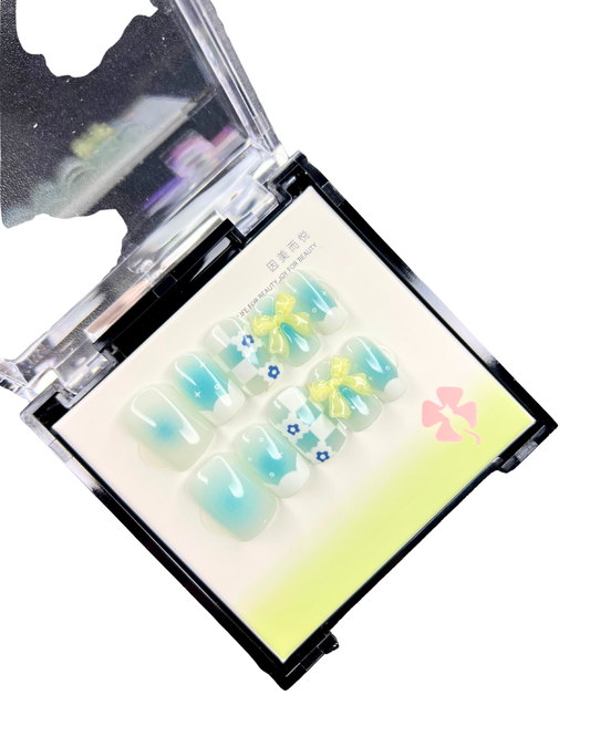 Minty Bow Blossom 🎀🌼🩵 - 24 Pcs of Press On Nails