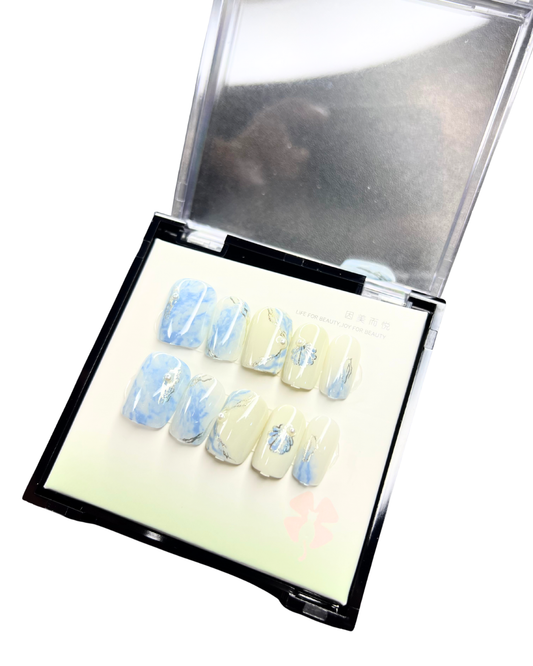 Pearl Shell Mermaid 🧜‍♀️🐚🌊 - 24 Pcs of Press On Nails
