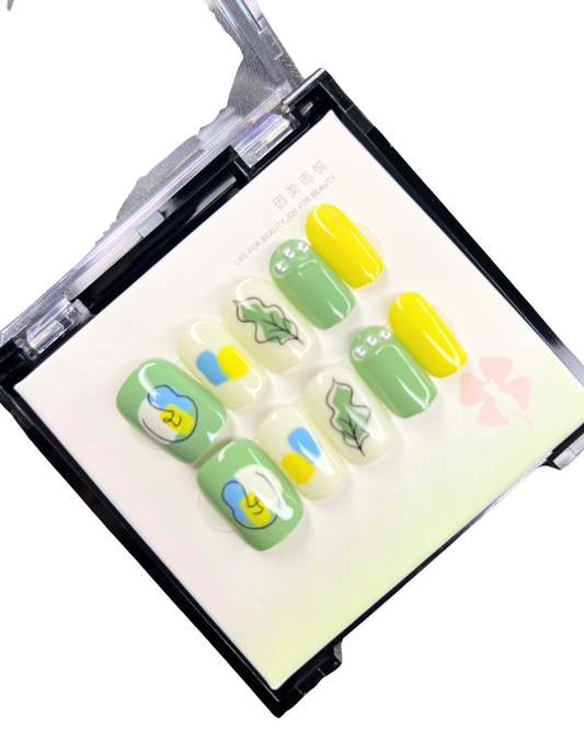Garden Abstract Leaf 🌿🍋🎨 - 24 Pcs of Press On Nails