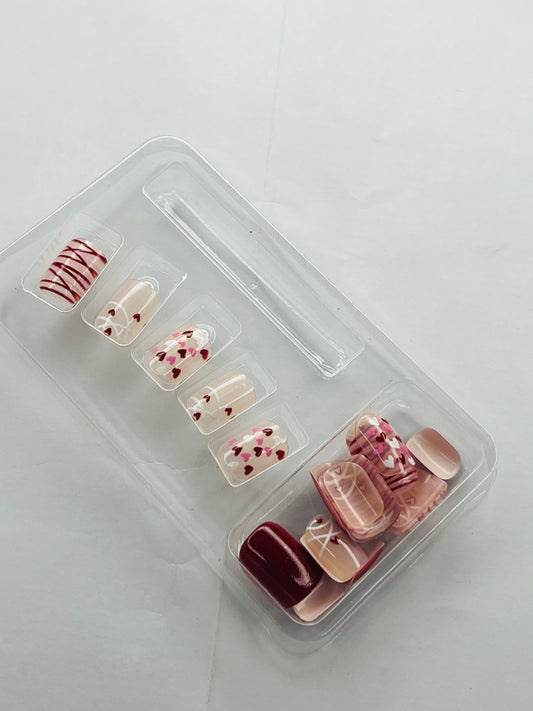 Sweetheart Valentine Mix ❤️ - 24 Pcs of Press On Nails