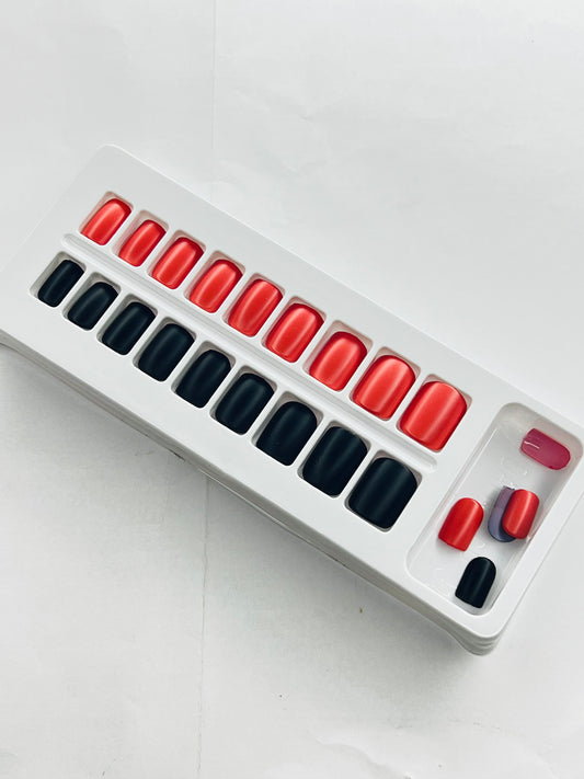 VELVET NIGHT & AMBER GLOW 🍷🌙✨- 24 Pcs of Press On Nails