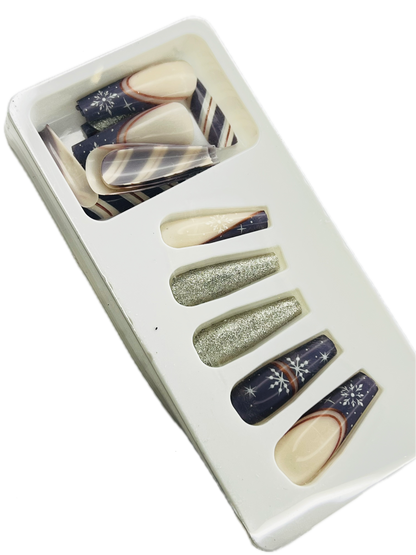 FROSTED MIDNIGHT GALA ❄️✨🌌- 24 Pcs of Press On Nails